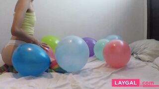 I Love Balloons - Amateur Teen Latina Solo Webcam Show
